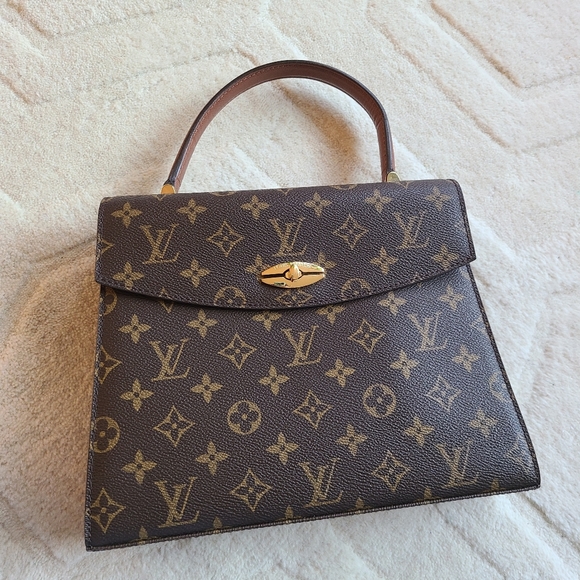 SOLD Louis Vuitton Malesherbes Monogram bag - Picture 3 of 16
